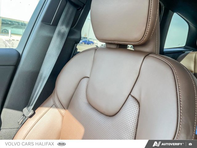 2024 Volvo XC60 Ultimate Dark Theme-17