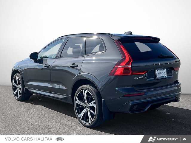 2024 Volvo XC60 Ultimate Dark Theme-3
