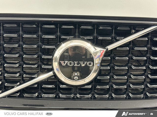 Volvo XC60 Ultimate Dark Theme 2024-8
