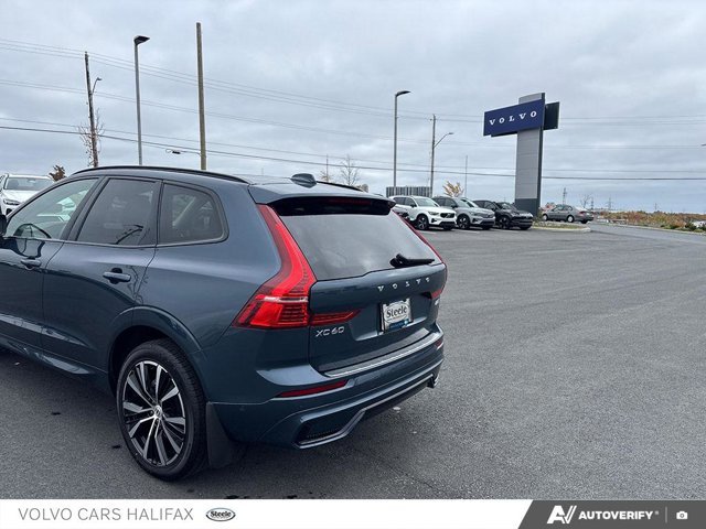 2025 Volvo XC60 Plus Dark Theme-10