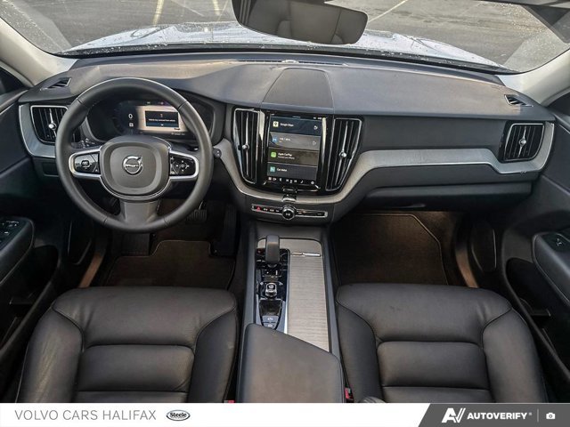 2025 Volvo XC60 Plus Dark Theme-23