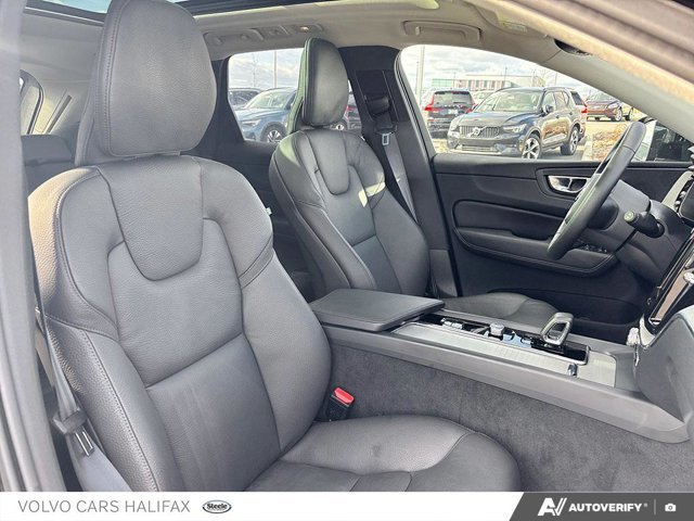 2025 Volvo XC60 Plus Dark Theme-21