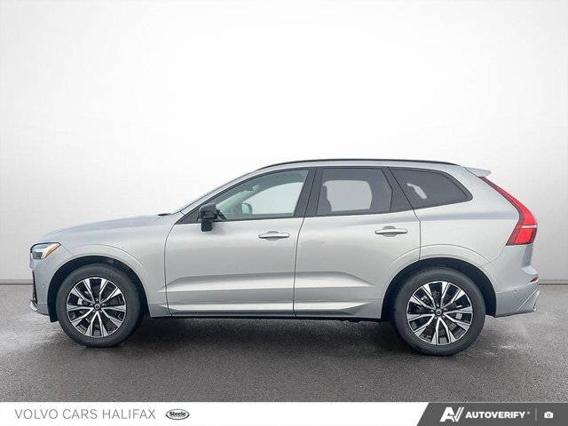 Volvo XC60 Plus Dark Theme 2025-2