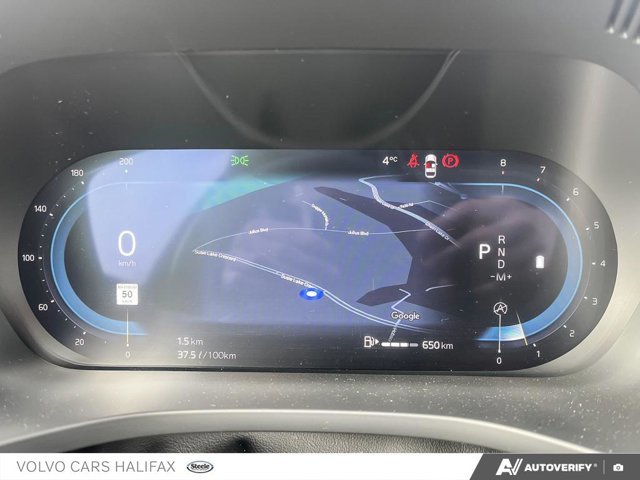 Volvo XC60 Plus Dark Theme 2025-13