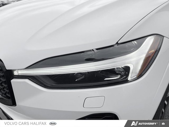 2025 Volvo XC60 Plus Dark Theme-7