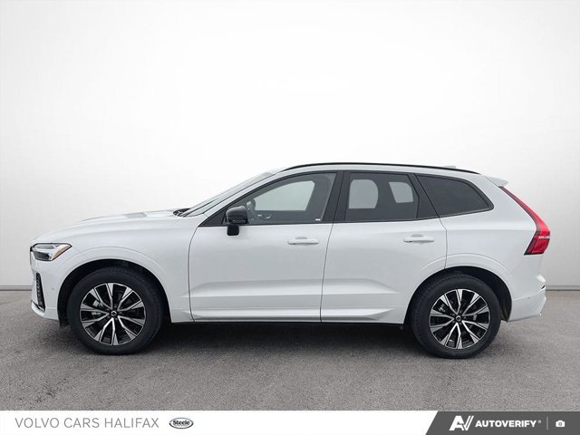 2025 Volvo XC60 Plus Dark Theme-2