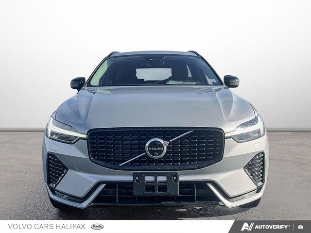 2025 Volvo XC60 Plus Dark Theme-1