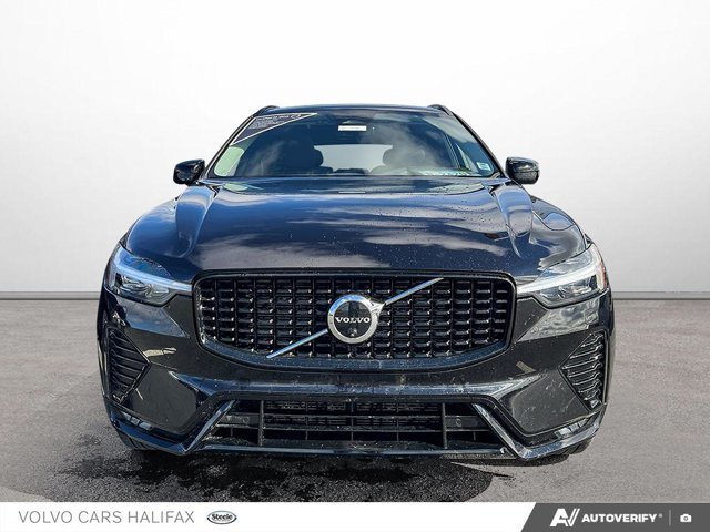 Volvo XC60 Plus Dark Theme 2025-1