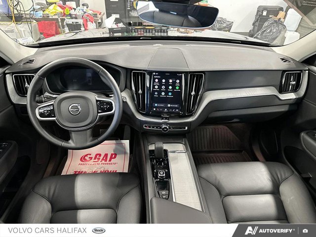 2025 Volvo XC60 Plus Dark Theme-23