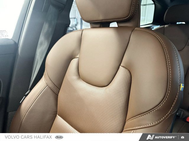 2025 Volvo XC60 Ultra Dark Theme-20