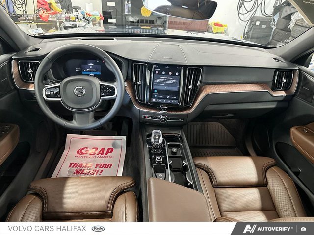 2025 Volvo XC60 Ultra Dark Theme-23