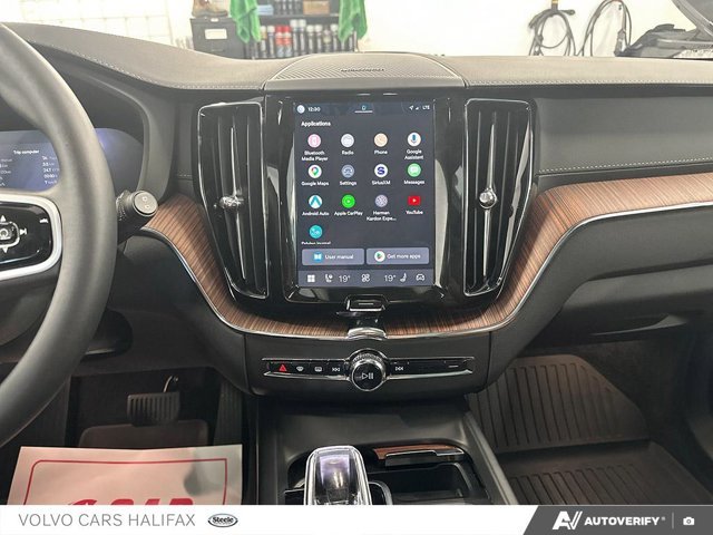 2025 Volvo XC60 Ultra Dark Theme-19