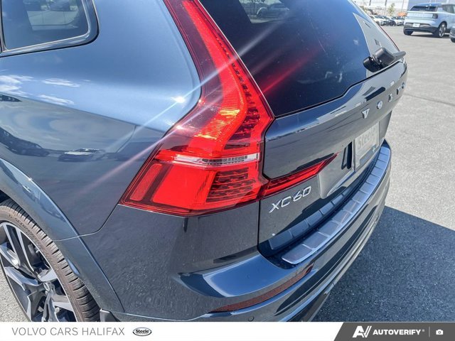 2025 Volvo XC60 Ultra Dark Theme-9