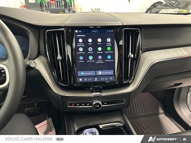 2025 Volvo XC60 Ultra Dark Theme-18