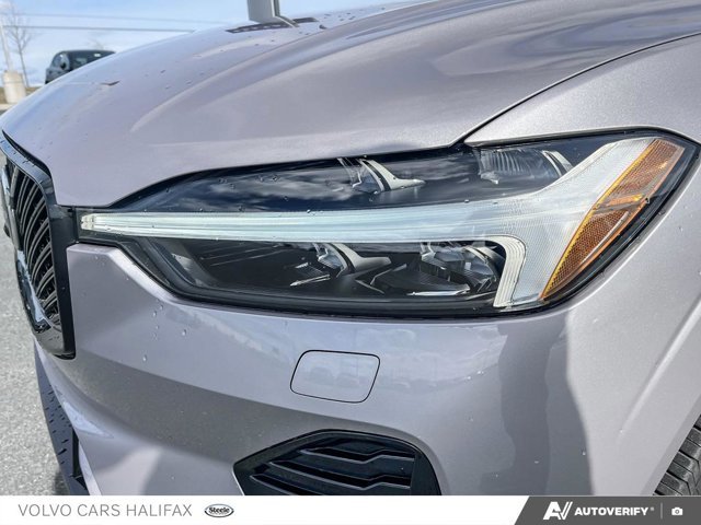 Volvo XC60 Plus Dark Theme 2026-7