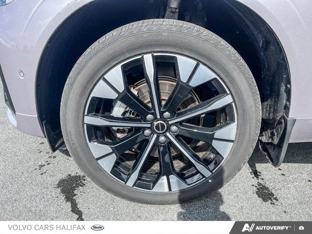 Volvo XC60 Plus Dark Theme 2026-5