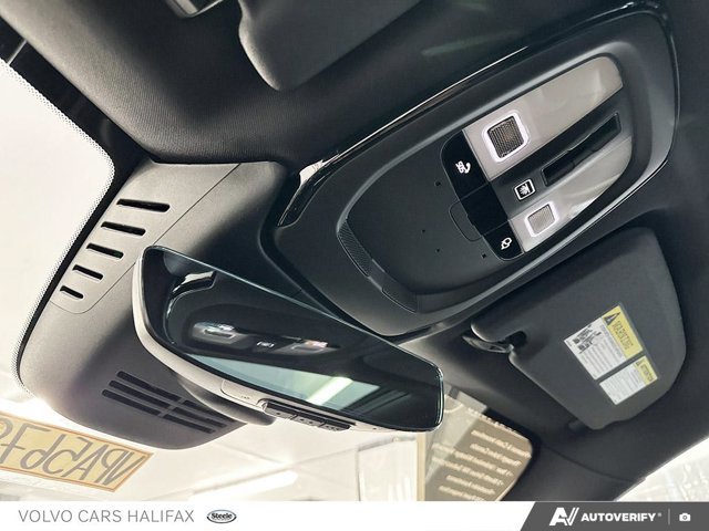 2026 Volvo XC60 Ultra Black Edition-17