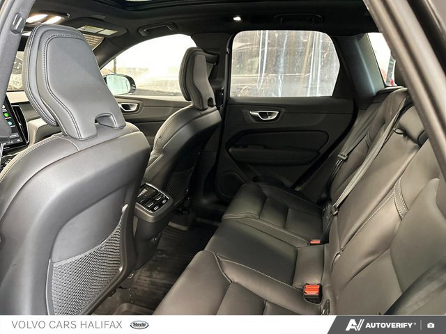 2026 Volvo XC60 Ultra Black Edition-22