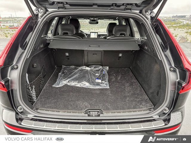 Volvo XC60 Ultra Black Edition 2026-11