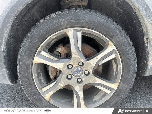 Volvo XC70  2013-5