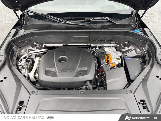 Volvo XC90 Plug-In Hybrid Ultra Bright Theme 2025-9