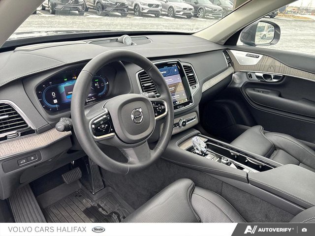 Volvo XC90 Plug-In Hybrid Ultra Bright Theme 2025-12