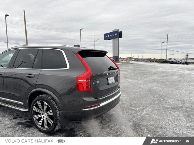 Volvo XC90 Plug-In Hybrid Ultra Bright Theme 2025-10