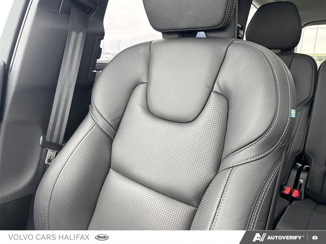 Volvo XC90 Plug-In Hybrid Ultra Bright Theme 2025-20