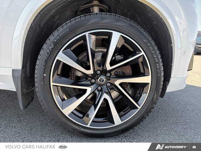 2023 Volvo XC90 Plus Dark Theme-5