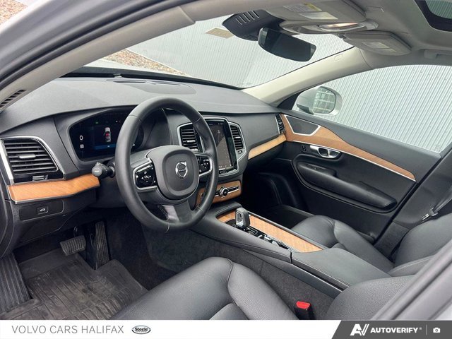 Volvo XC90 Plus Bright Theme 2024-9
