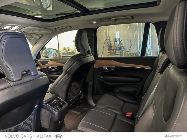 Volvo XC90 Plus Bright Theme 2024-22