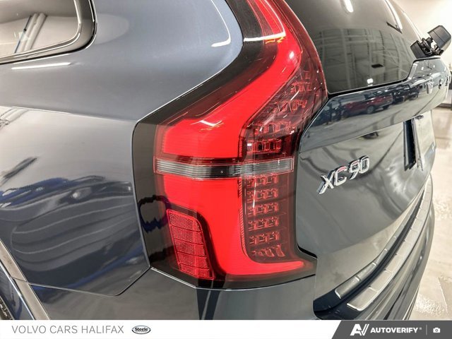 2026 Volvo XC90 Plus Dark Theme-10