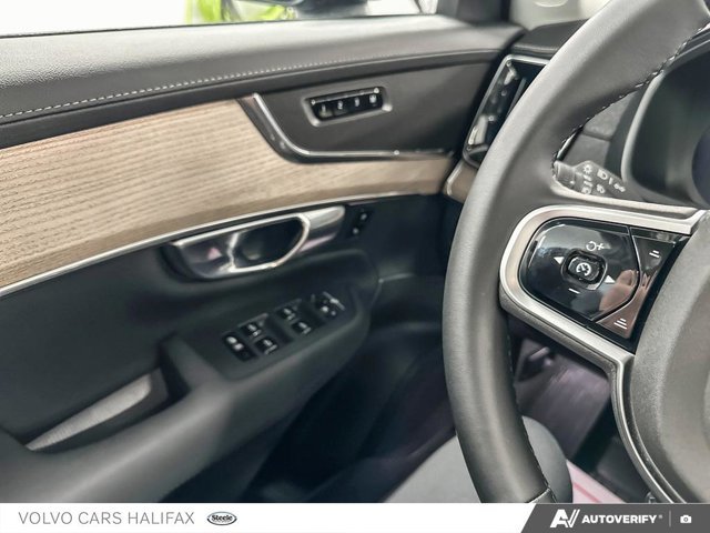 2026 Volvo XC90 Plus Dark Theme-16