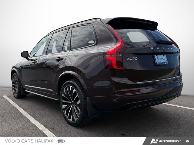 2026 Volvo XC90 Ultra Dark Theme-3