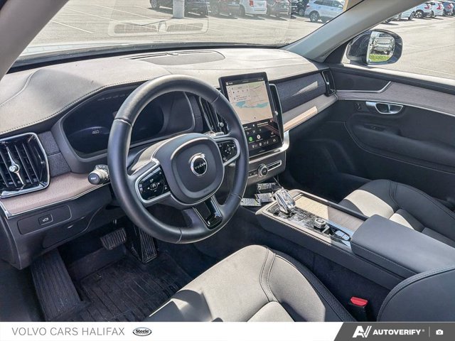 Volvo XC90 Plus Dark Theme 2026-12