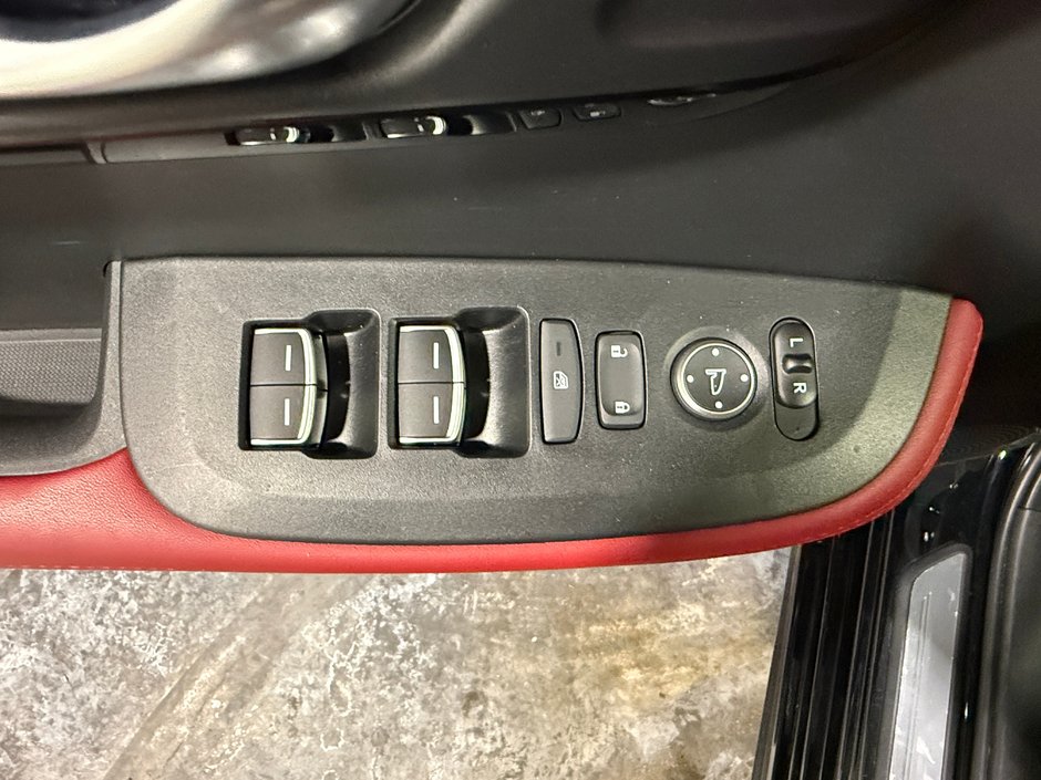 Acura ADX A-SPEC 2025-12