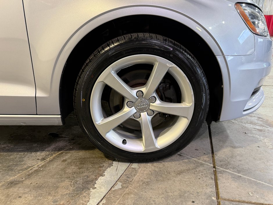 2015 Audi A3 2.0T KOMFORT-10