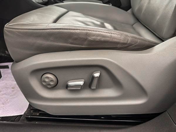 2016 Audi Q3 PRESTIGE AWD-16