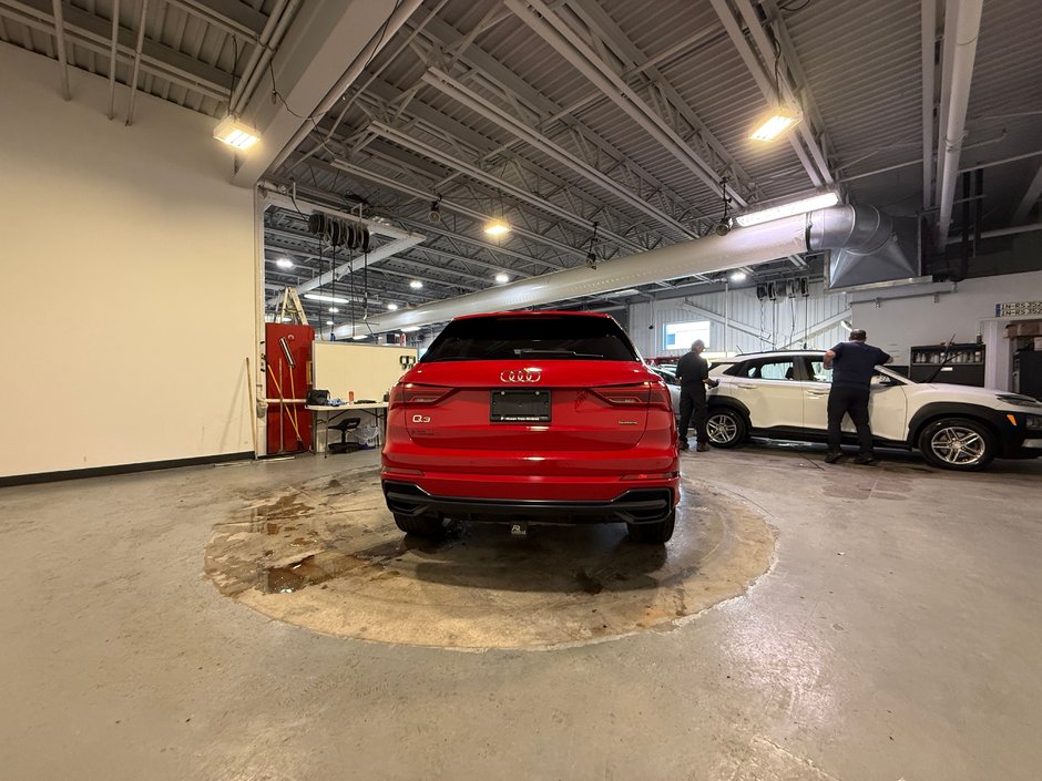 2020 Audi Q3 TECHNIK-3