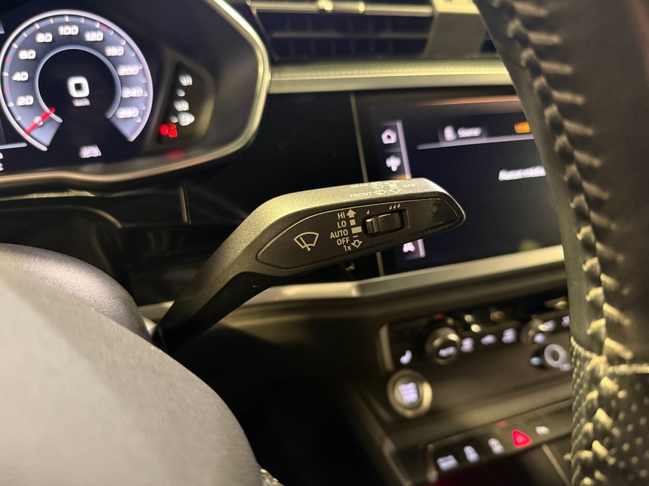 2020 Audi Q3 TECHNIK-17