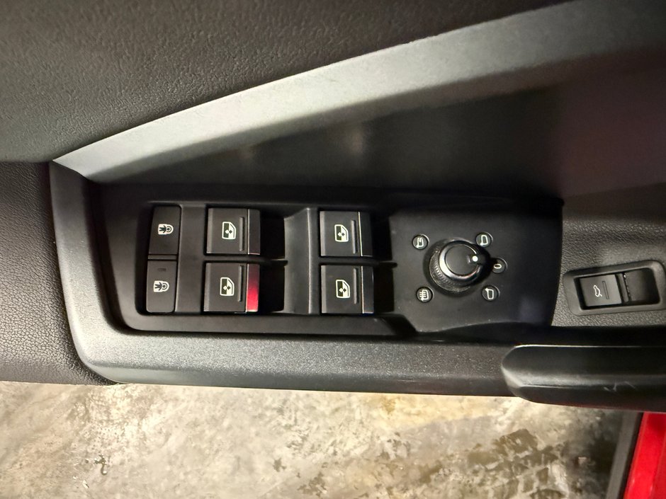 2020 Audi Q3 TECHNIK-12