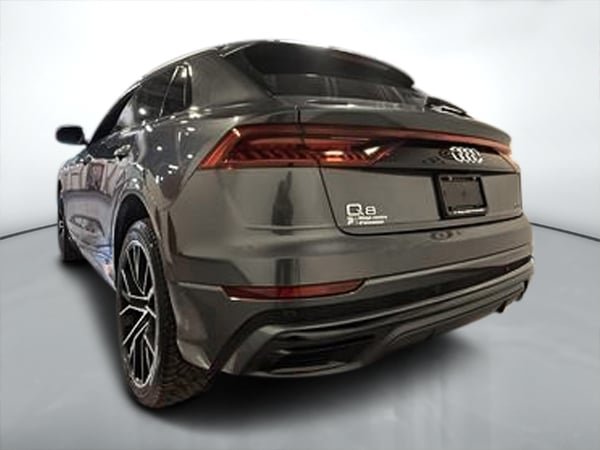 2023 Audi Q8 PROGRESSIV BLACK OPTICS-4
