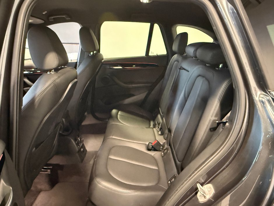 2018 BMW X1 XDRIVE 28I-23