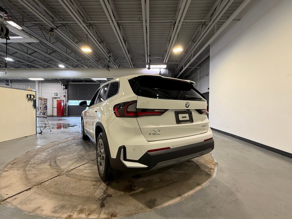 BMW X1 XDrive28i 2023-4