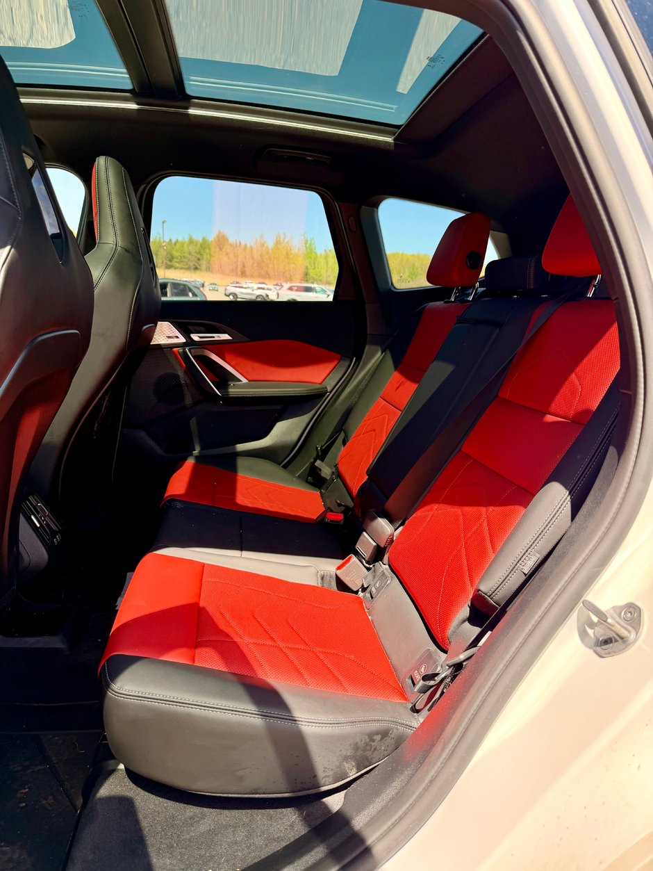 2025 BMW X1 M35I-27
