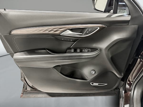 2021 Buick Envision AVENIR // TECHNOLOGY PACK-11
