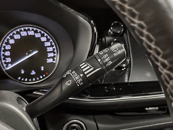 2021 Buick Envision AVENIR // TECHNOLOGY PACK-18