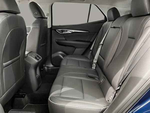 2023 Buick Envision Essence 1SL AWD-24