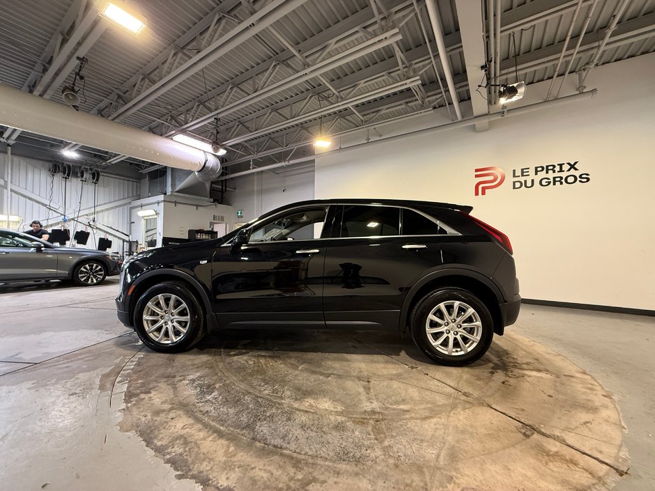 Cadillac XT4 LUXURY 2023-5