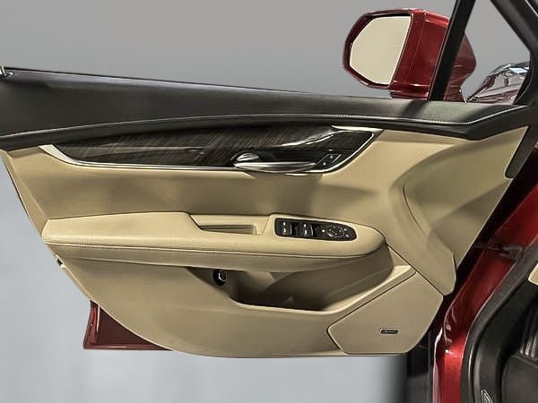 Cadillac XT5 Base 2019-10